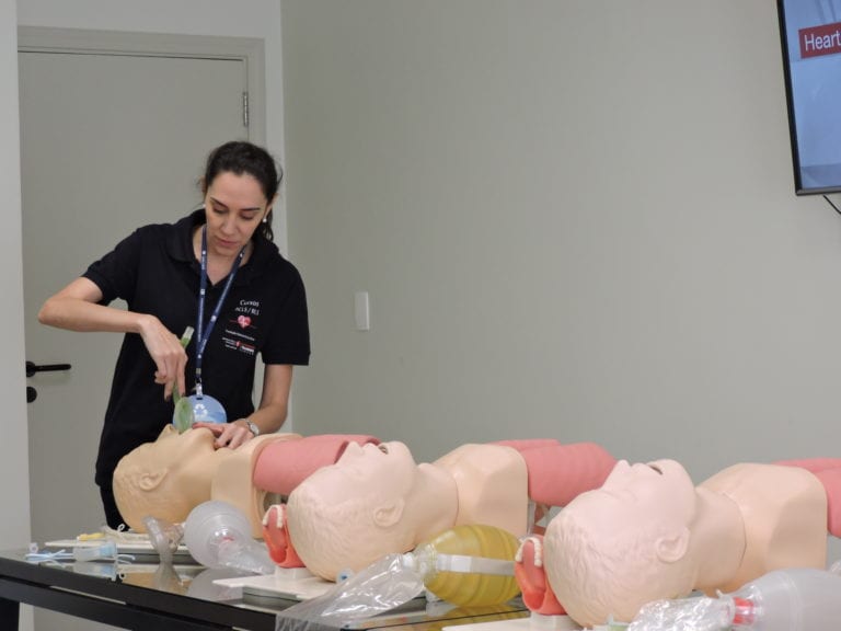 FRRB-Curso-ACLS-3-768x576